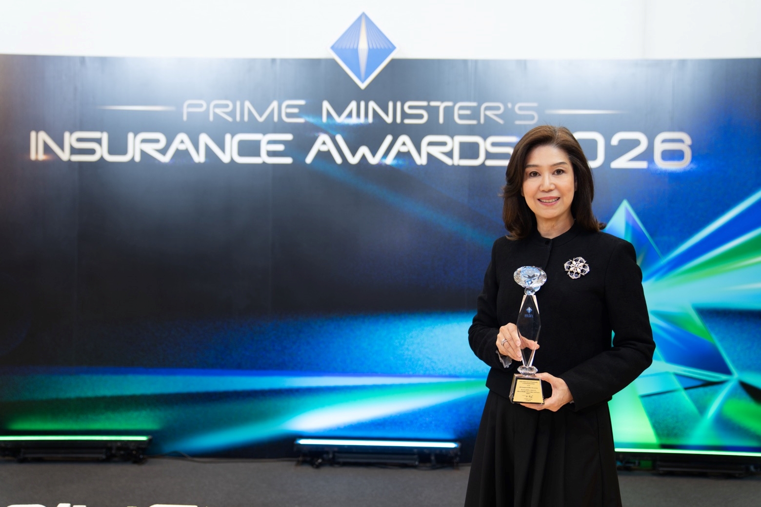 บริษัทประกันชีวิตที่มีการบริหารงานดีเด่น อันดับ 3